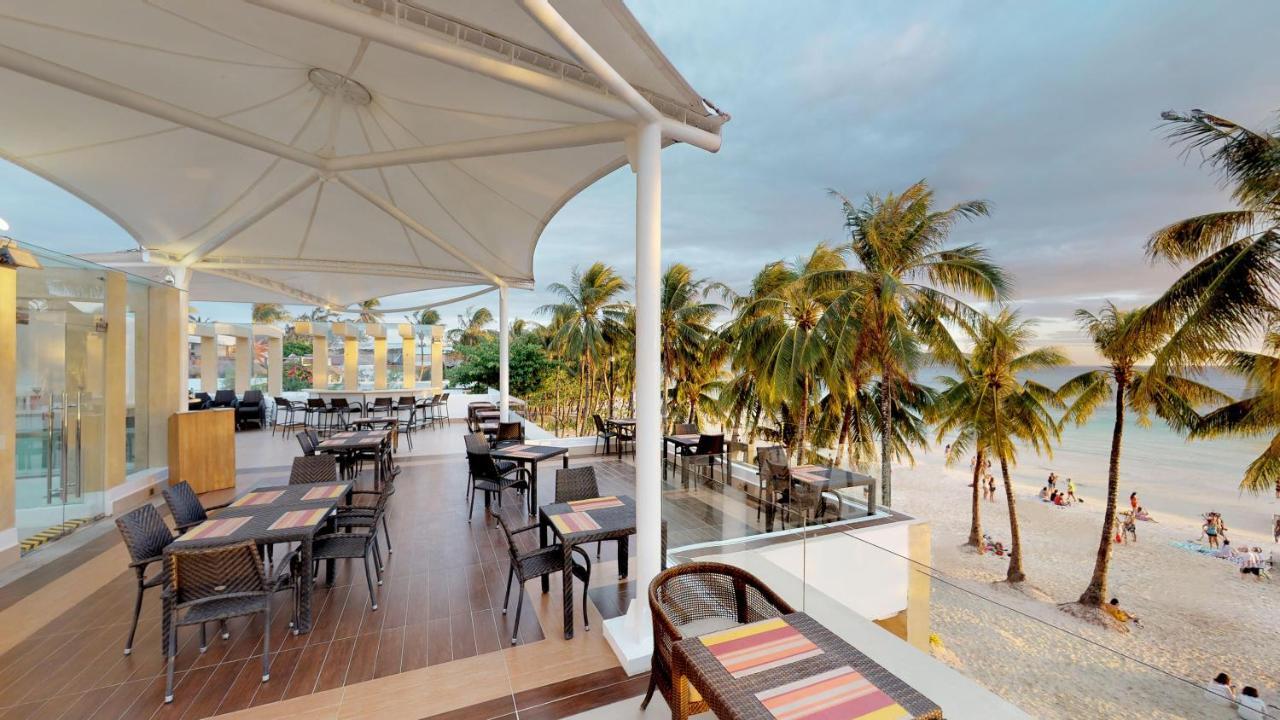 The District Boracay Hotell Balabag  Exteriör bild